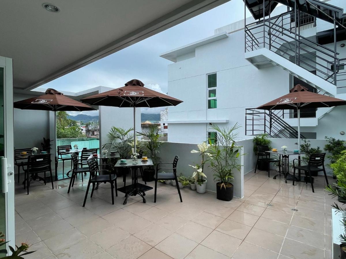 J Spazio Apartelle And Cafe Baranghauon Extérieur photo