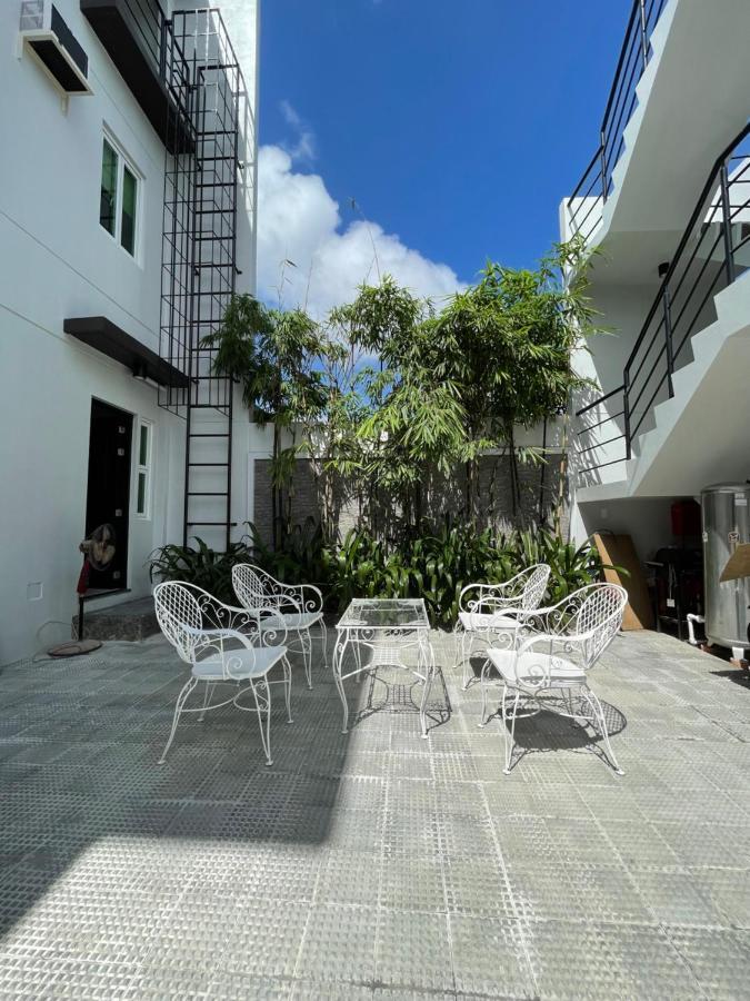 J Spazio Apartelle And Cafe Baranghauon Extérieur photo