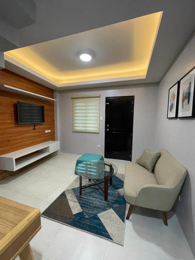 J Spazio Apartelle And Cafe Baranghauon Extérieur photo