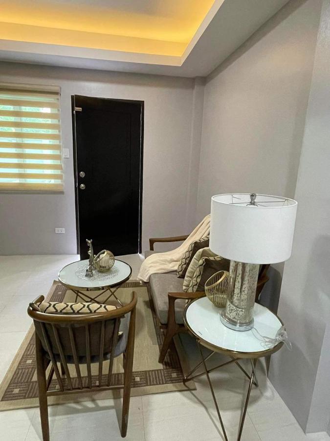 J Spazio Apartelle And Cafe Baranghauon Extérieur photo